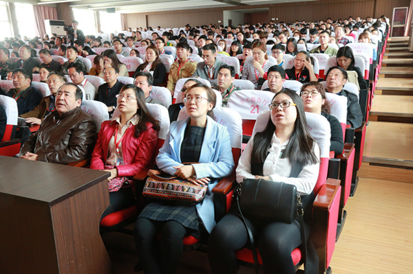 图书馆邀请中国知网来Beat365做培训