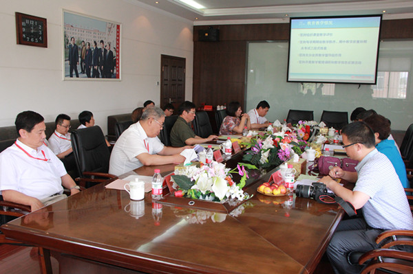 河北省民办教育协会调研组莅临Beat365调研