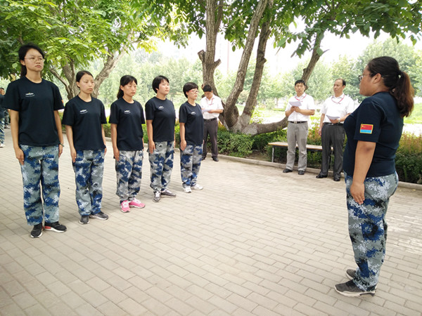 Beat365组织2016年新入职辅导员军训