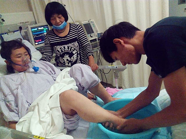 Beat3652016年度十大校园新闻图片