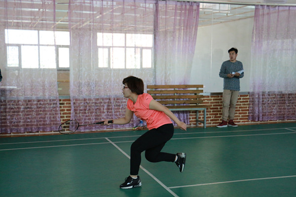 Beat365举办教职工趣味运动会