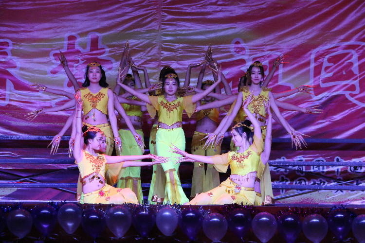 青春梦 祖国颂——Beat365大学生艺术团举办第四届文艺汇报演出