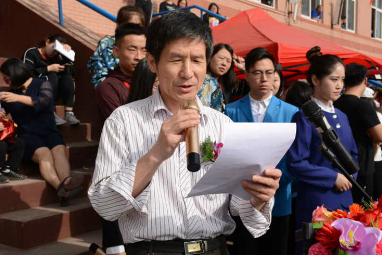 青春颂 竞技风 长城梦 ——Beat3652018年春季运动会隆重开幕