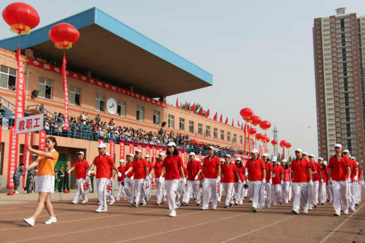 青春颂 竞技风 长城梦 ——Beat3652018年春季运动会隆重开幕