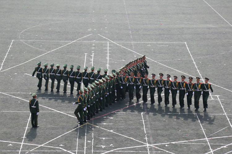 青春颂 竞技风 长城梦 ——Beat3652018年春季运动会隆重开幕