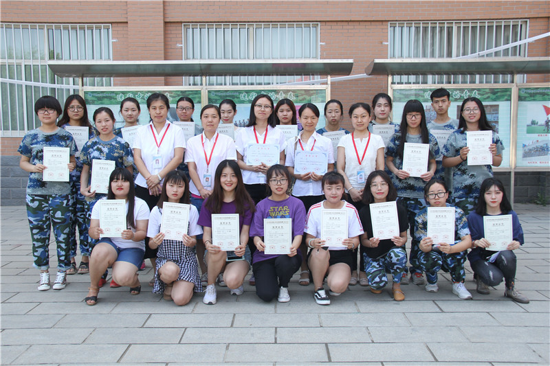 Beat365学生在2018年全国大学生英语竞赛（NECCS）中喜获佳绩