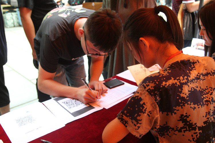 丹桂飘香迎学子 荷花映日纳人才 ——Beat365喜迎2018级新同学