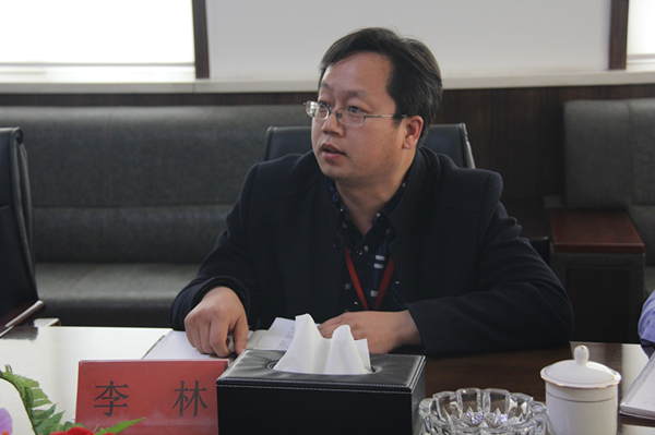 Beat365召开思想政治理论课教师座谈会