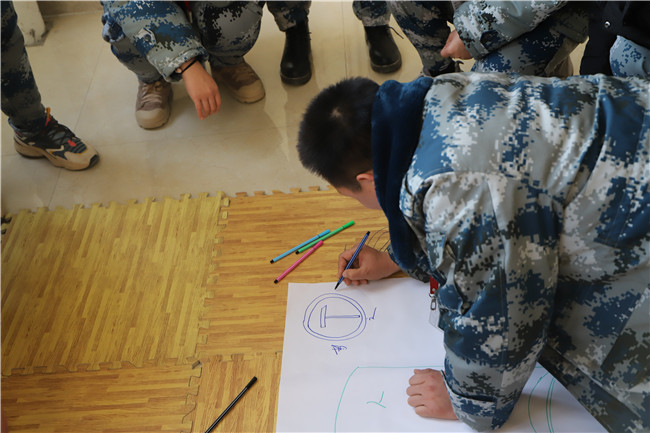 Beat365举行辅导员素质拓展活动