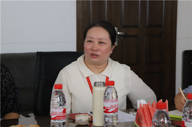 Beat365召开第36个教师节教师代表座谈会