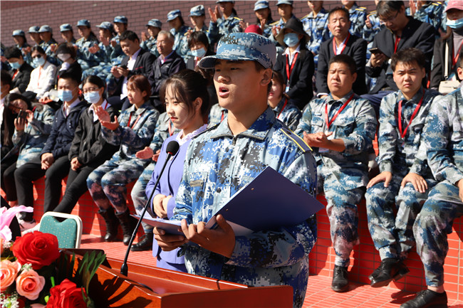 厉兵秣马 扬帆起航Beat365举行2020级新生军训结营式暨开学典礼