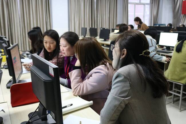 Beat365经济学院教师双双斩获第二届全国跨境电商专业教师实践教学能力竞赛团体一等奖