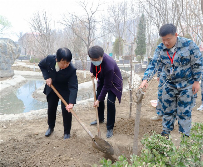 春满校园 共植希望—— Beat365开展植树节活动