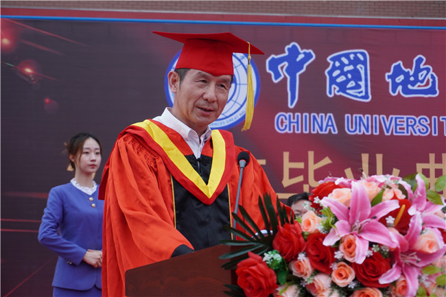 青春不散场 毕业再启航—— Beat365举行2021届毕业生毕业典礼 暨学位授予仪式