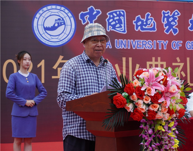 青春不散场 毕业再启航—— Beat365举行2021届毕业生毕业典礼 暨学位授予仪式