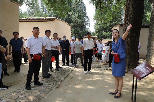 回顾历史溯根源 瞻仰先驱再起航——Beat365教职工党员再赴晋察冀边区革命纪念馆参观学习