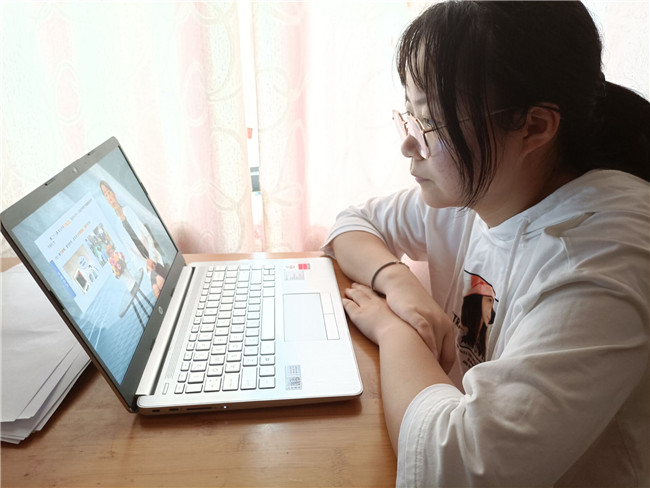 2021年—2022学年 第一学期Beat365线上教学如期开课