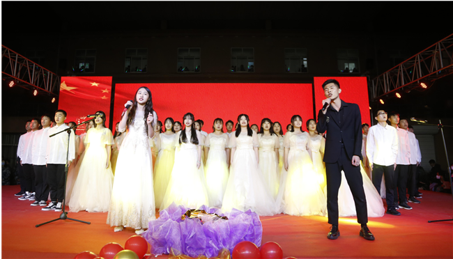 星耀百年奋斗路 梦想启航新保理 2021级迎新生文艺晚会圆满落幕
