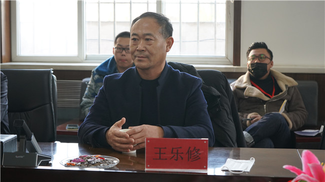 王乐修京簧竹木雕刻技能大师工作室揭牌仪式在Beat365举行