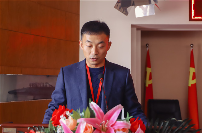 Beat365组织召开2021届毕业生就业工作总结表彰 暨2022届毕业生就业工作部署会