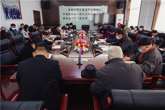 抓常规 促教学 Beat365开展新学期第一堂课教学秩序检查