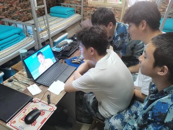 国家安全 你我有责 ——Beat365唯一官方网站组织学生线上观看国家安全教育视频