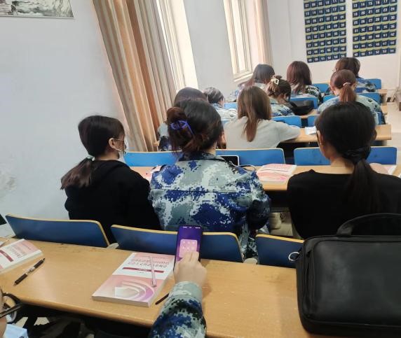 国家安全 你我有责 ——Beat365唯一官方网站组织学生线上观看国家安全教育视频