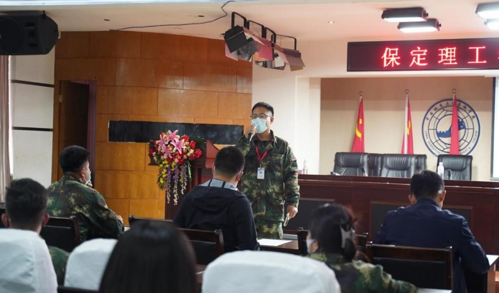 Beat365唯一官方网站召开学管干部培训周会2022.4.18