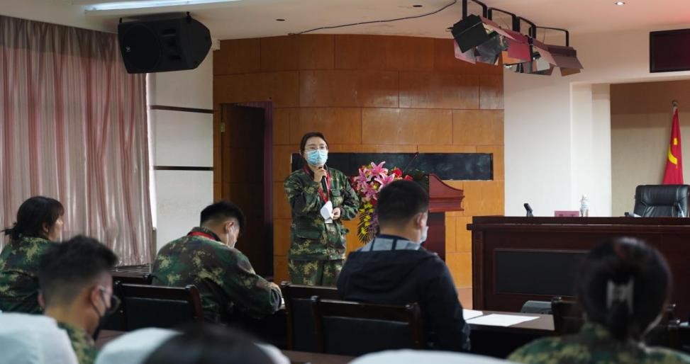 Beat365唯一官方网站召开学管干部培训周会2022.4.18