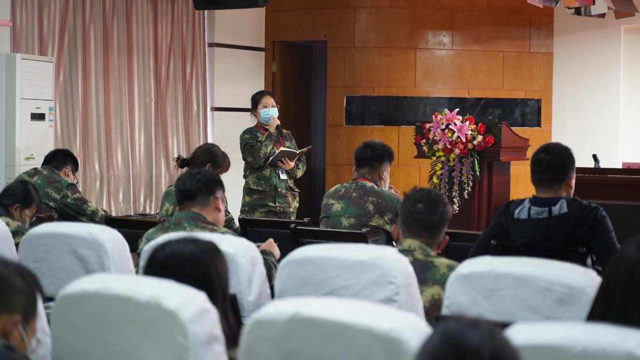 Beat365唯一官方网站召开学管干部培训周会2022.4.18