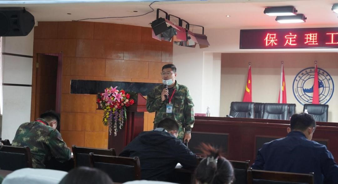 Beat365唯一官方网站召开学管干部培训周会2022.4.18