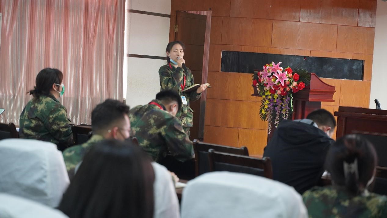 Beat365唯一官方网站召开学管干部培训周会2022.4.18