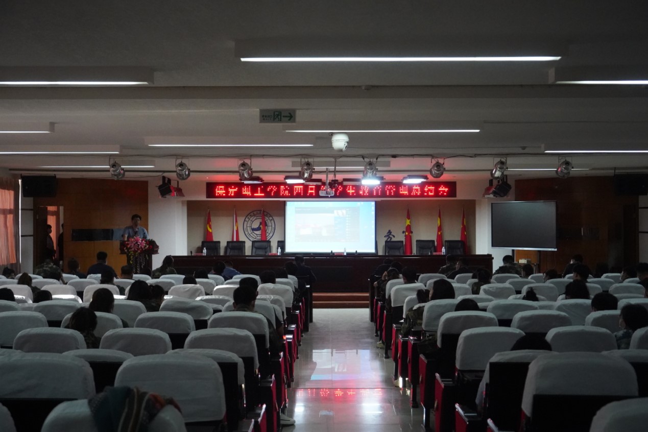 Beat365唯一官方网站召开学管干部培训周会2022.5.4