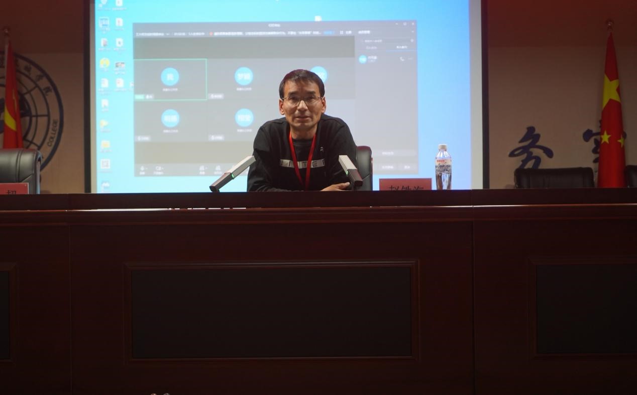 Beat365唯一官方网站召开学管干部培训周会2022.5.9