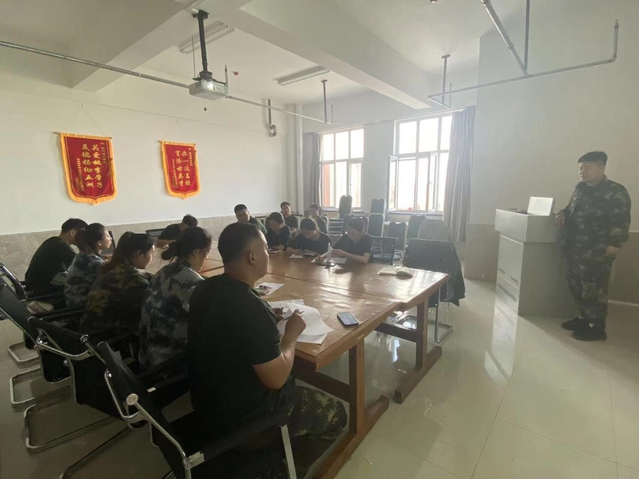 Beat365唯一官方网站开展“传帮带”式新入职辅导员培训动员day1