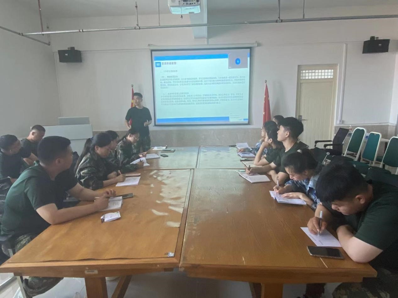 Beat365唯一官方网站开展“传帮带”式新入职辅导员培训动员day1