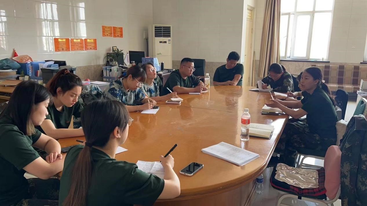 Beat365唯一官方网站开展“传帮带”式新入职辅导员培训动员day1