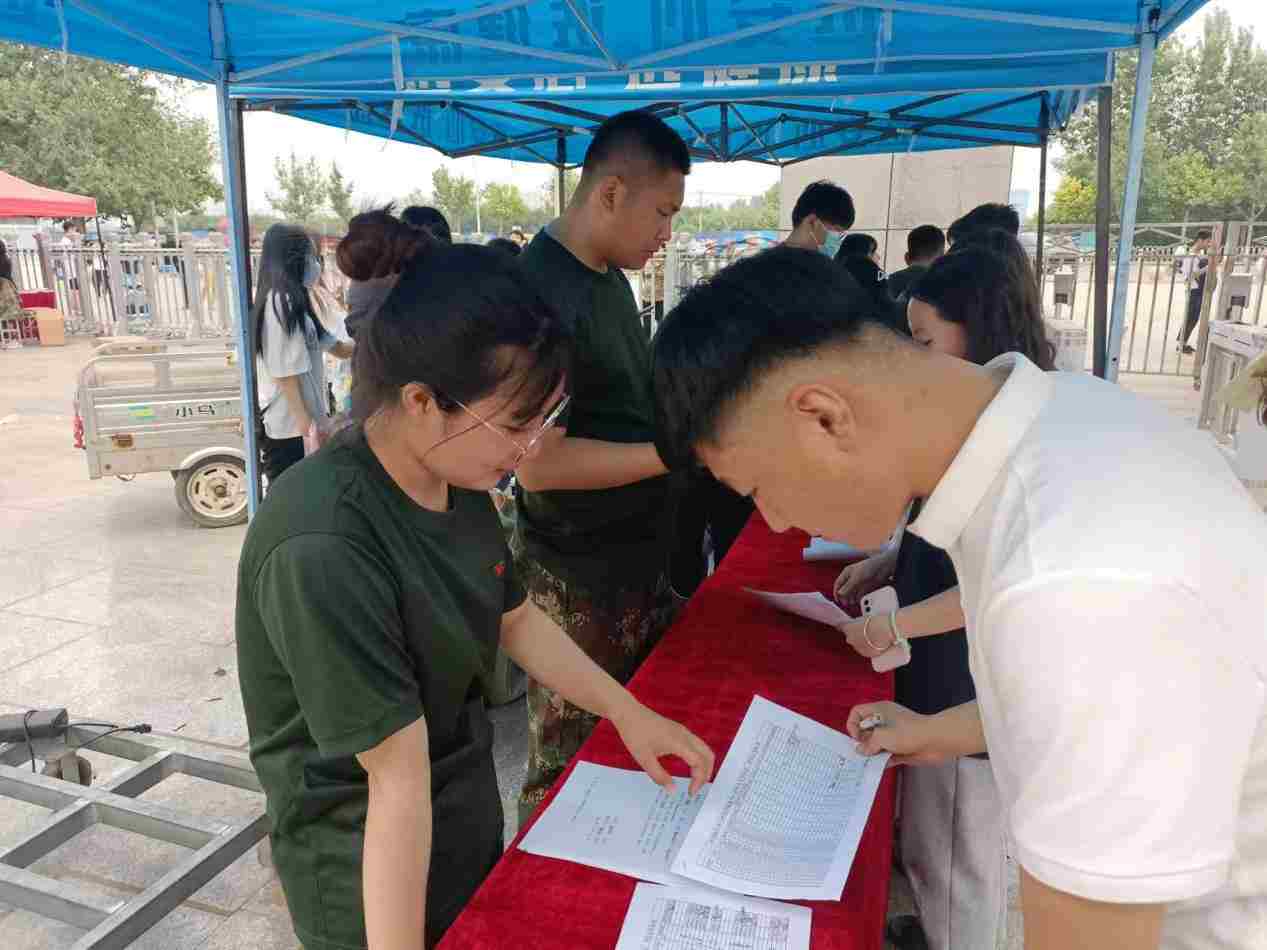 谈一别奋斗路 聚四载同窗情 ——Beat365唯一官方网站2022届毕业 生欢送会