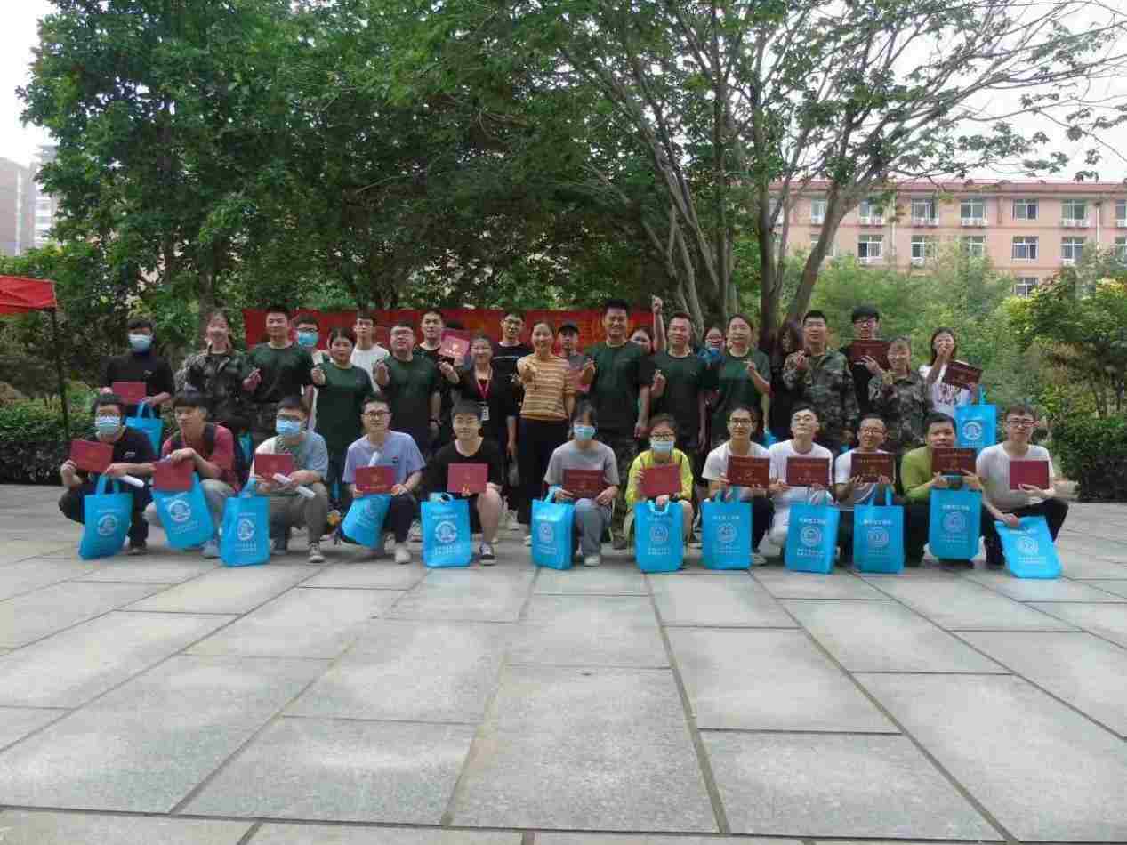 谈一别奋斗路 聚四载同窗情 ——Beat365唯一官方网站2022届毕业 生欢送会