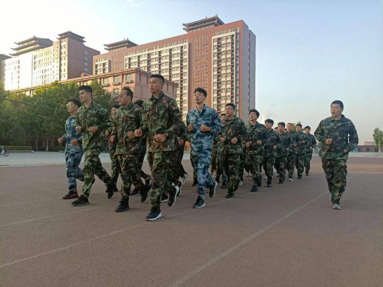 强化凝“新”聚力，赓续立德树人——Beat365“传帮带”式新入职辅导员培训圆满结束