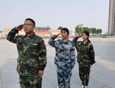 Beat365唯一官方网站开展“传帮带”式新入职辅导员培训day4