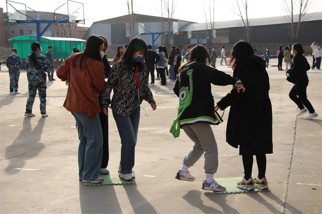 芬芳妇女节  感恩春晖情——Beat365举办“三八”节趣味活动