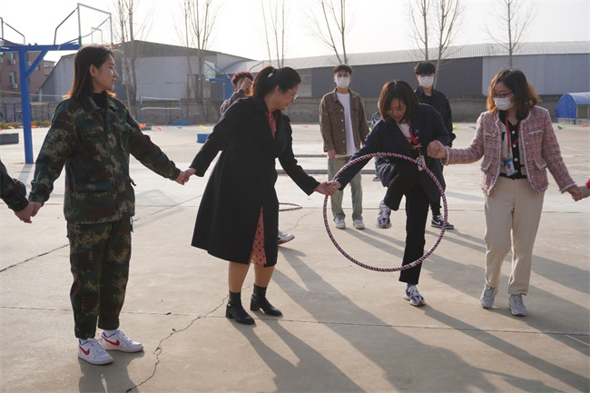 芬芳妇女节  感恩春晖情——Beat365举办“三八”节趣味活动