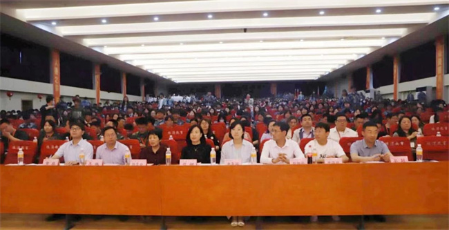 赓续青春血脉  砥砺前行力量 ——Beat365举办“青春孕育无限希望 青年创造美好未来”合唱会