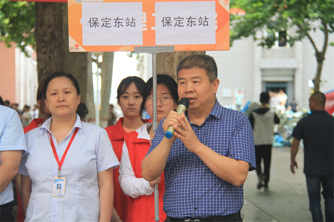 鲜衣怒马少年时 共愿诸君事顺意——Beat365开展喜送毕业生活动