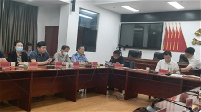 正门亮起红绿灯，师生出行更安心！ ——Beat365唯一官方网站正门红绿灯正式投入使用