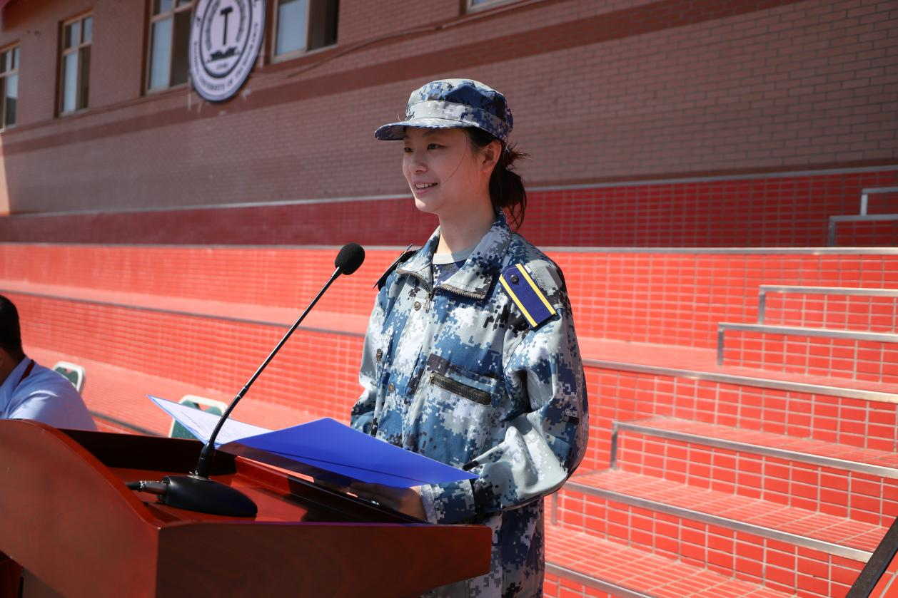 Beat365唯一官方网站2023级新生军训开营式隆重举行