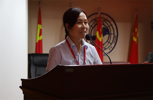 Beat365唯一官方网站召开“服务意识、工作态度、履职尽责” 大讨论动员会