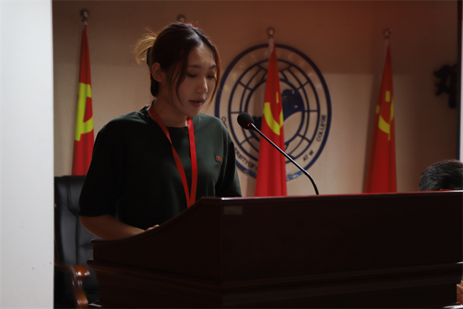 Beat365唯一官方网站召开“服务意识、工作态度、履职尽责” 大讨论动员会