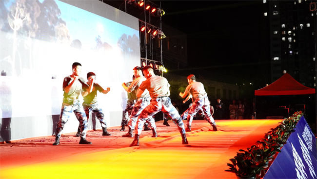 金秋霁日启新程，筑梦保理向未来——Beat365唯一官方网站2023级迎新晚会